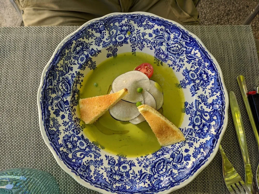 Mousse de Canard Sauce Aux Petits Pois Et Huile de Sésame